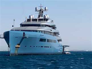 Hurghada seaport received the Aviva yacht which is one of the most expensive tourist yachts in the world, owned by businessman and owner the English Tottenham club, Joe Lewis