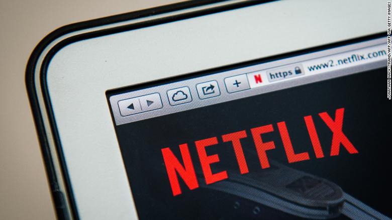 Photo of A partir de 2023, Netflix ya no permitirá compartir cuentas