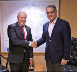 Tourism minister receives Australian ambassador at his office