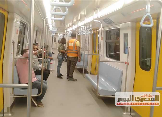 Transport Minister Kamel al-Wazir inaugurated on Wednesday evening the first part of the third phase of the third metro line, which extends for four km and includes four stations