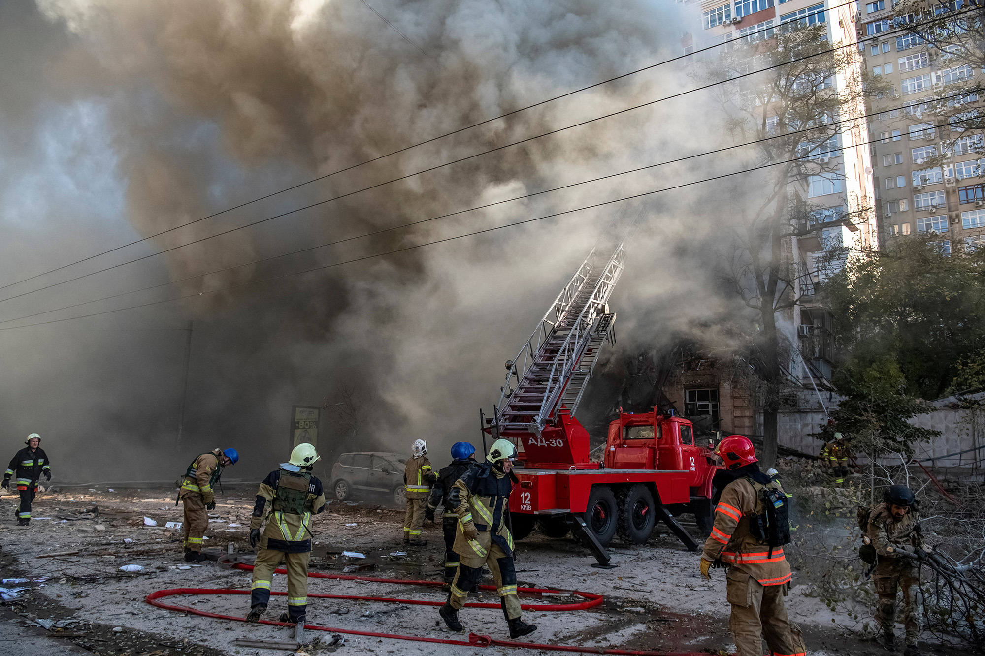 Death toll from Kyiv strikes rises to three people, says official Death toll from Kyiv strikes rises to three people, says official