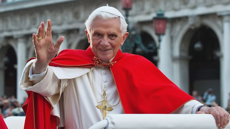 Former Pope Benedict is &lsquo;very sick&rsquo;, Pope Francis says