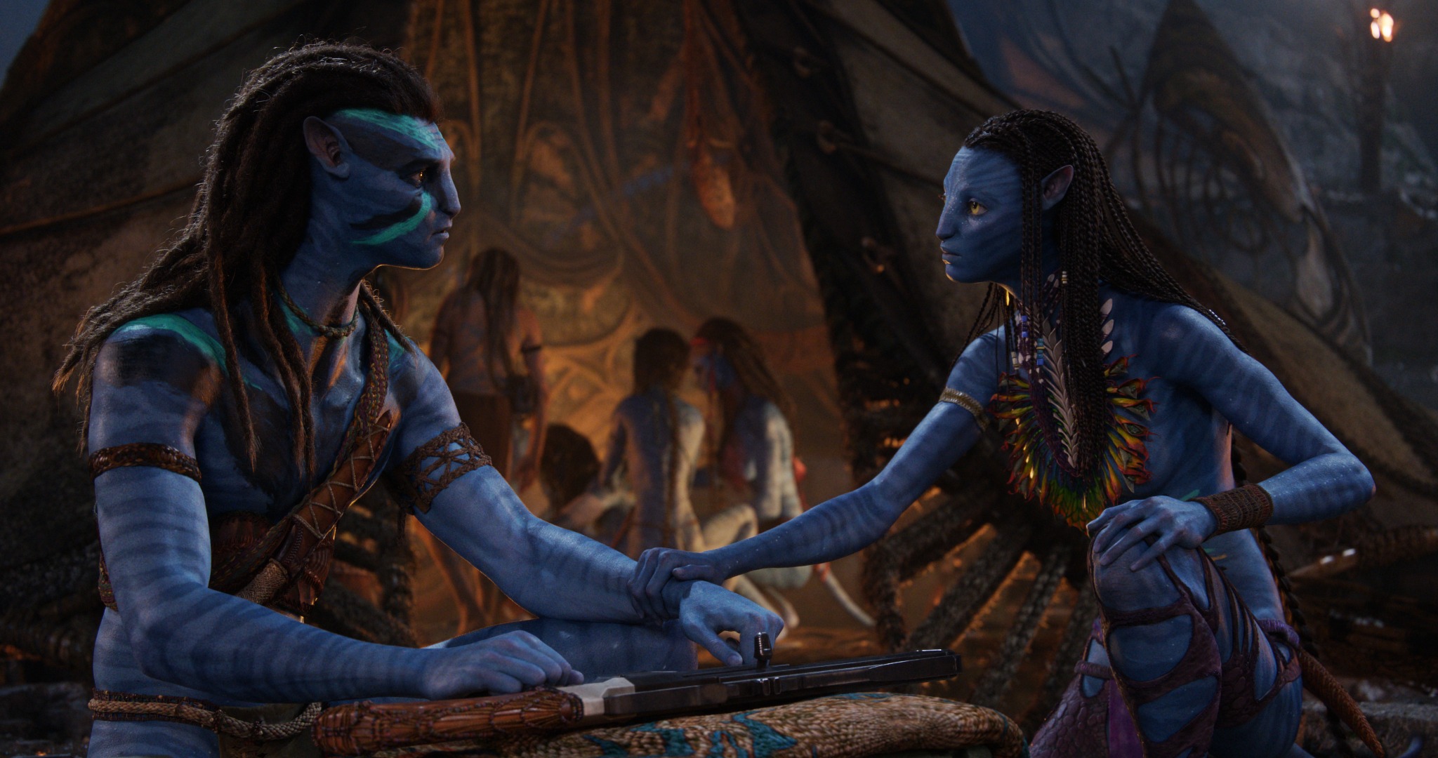 Jake Sully and Neytiri in "Avatar: The way of water". 