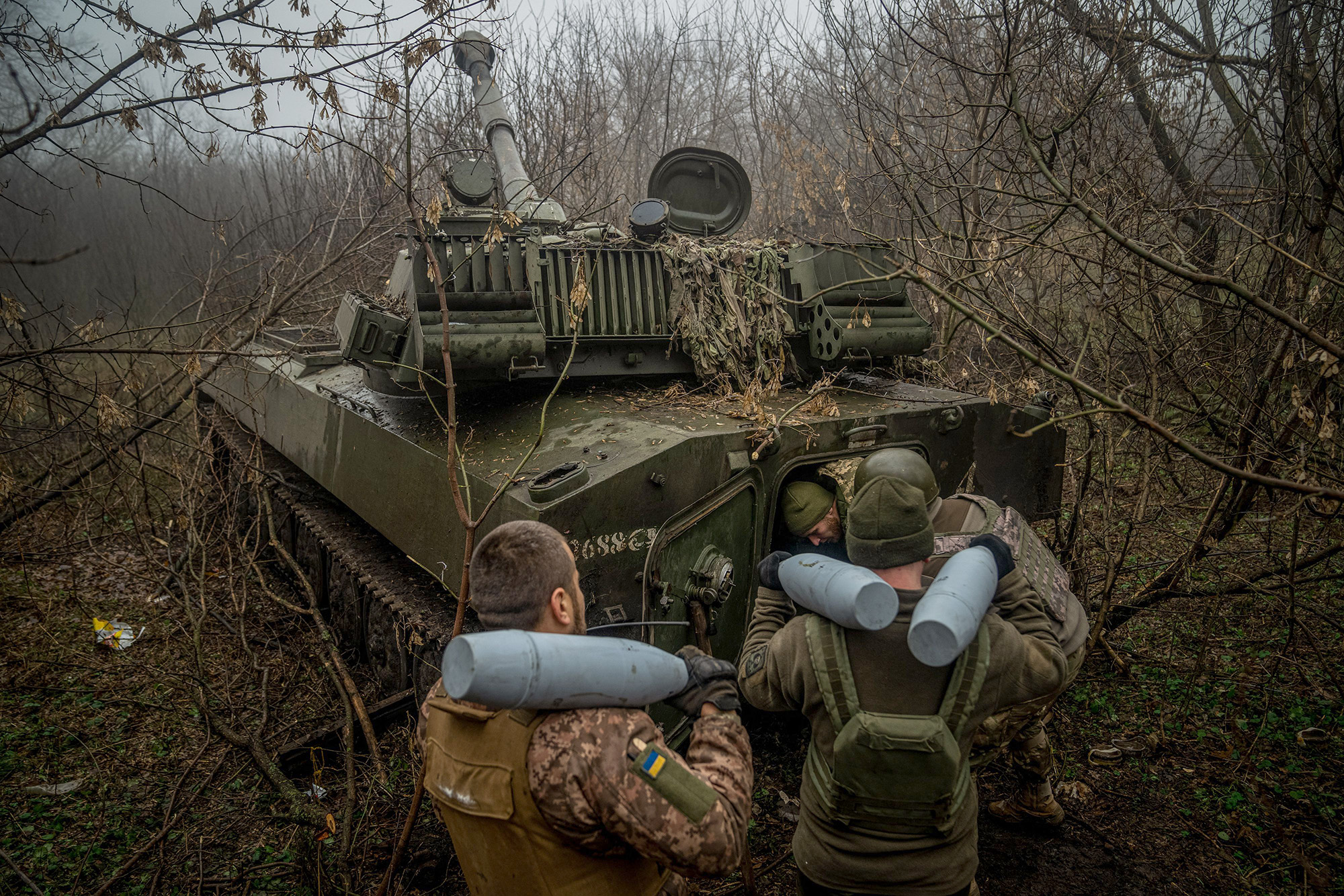 Eastern Ukrainian town of Bakhmut is &ldquo;holding on&rdquo; as fighting rages all around it, military says