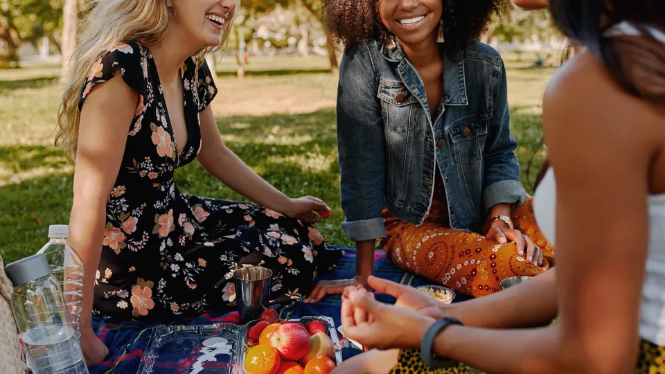 Strong, steady friendships may be an asset to your physiological health, study shows - Vimarsana News