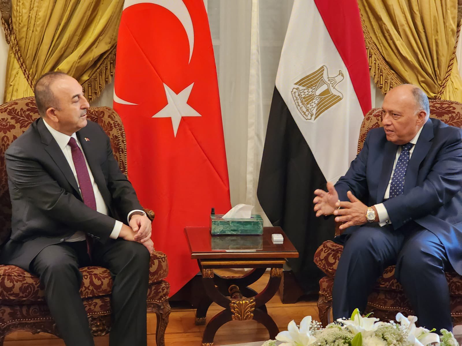 Video: Türk Dışişleri Bakanı, Mısır-Türkiye ilişkilerinin güçlü olduğunu söylüyor