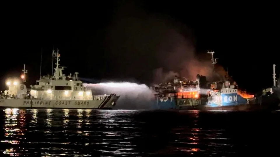 Deadly fire engulfs Philippine ferry as dozens of passengers jump into sea to escape - Vimarsana News