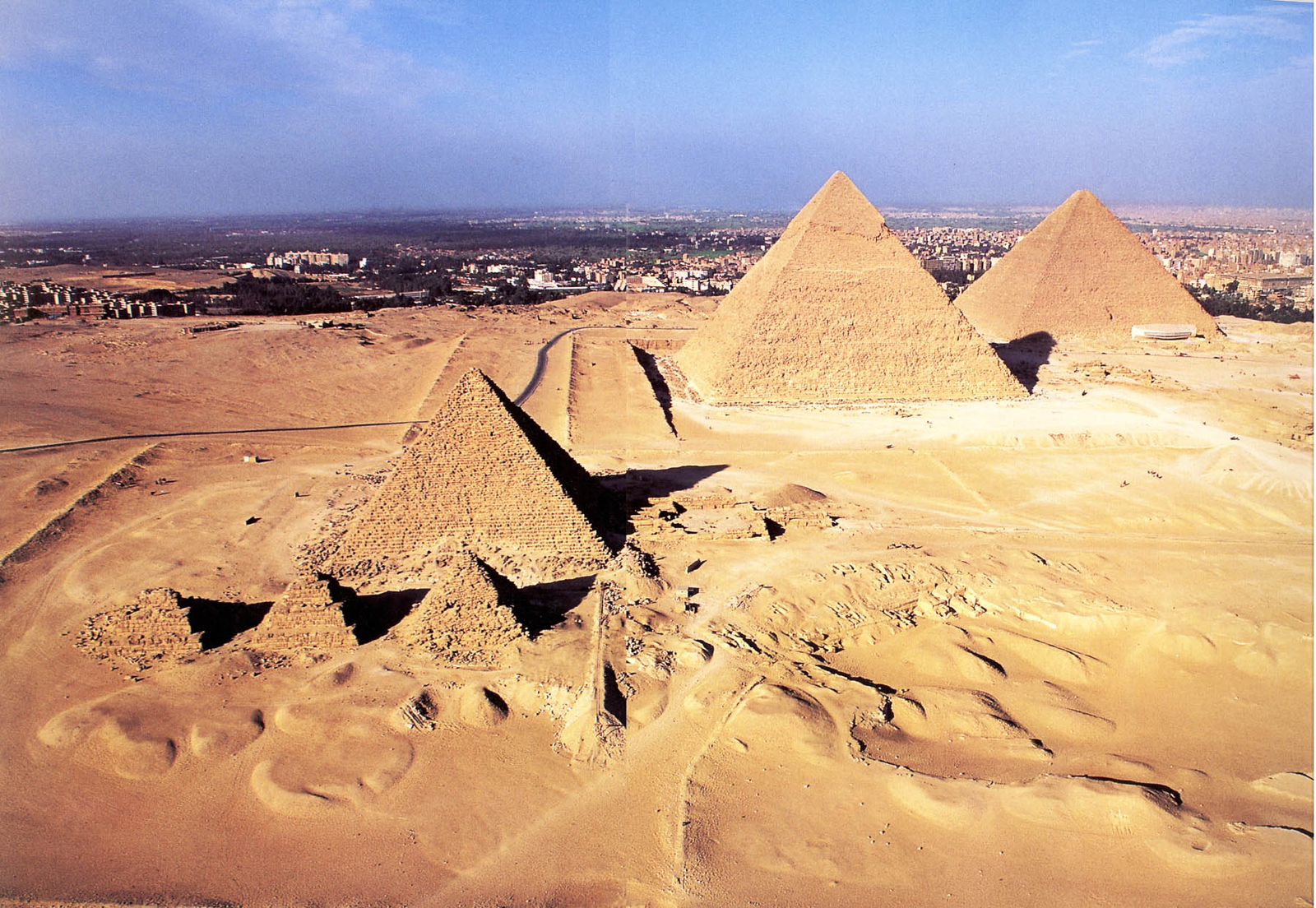 Egypt extends working hours at tourist attractions