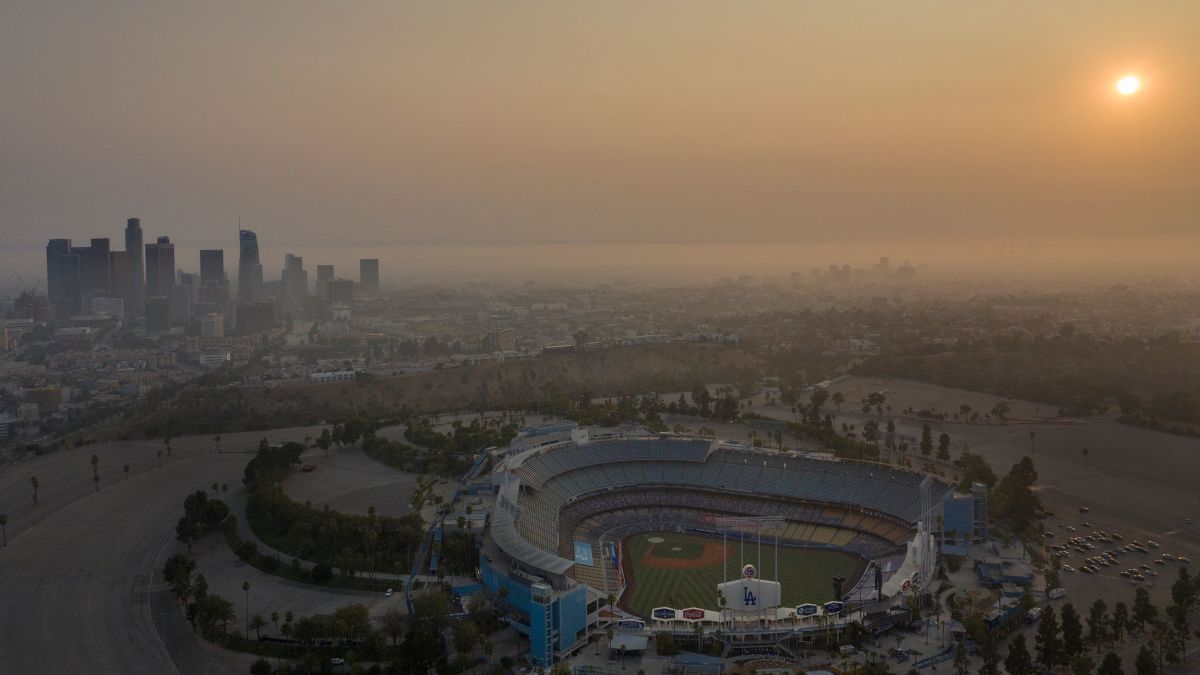 A quarter of Americans live with polluted air, with people of color and those in Western states disproportionately affected, report says