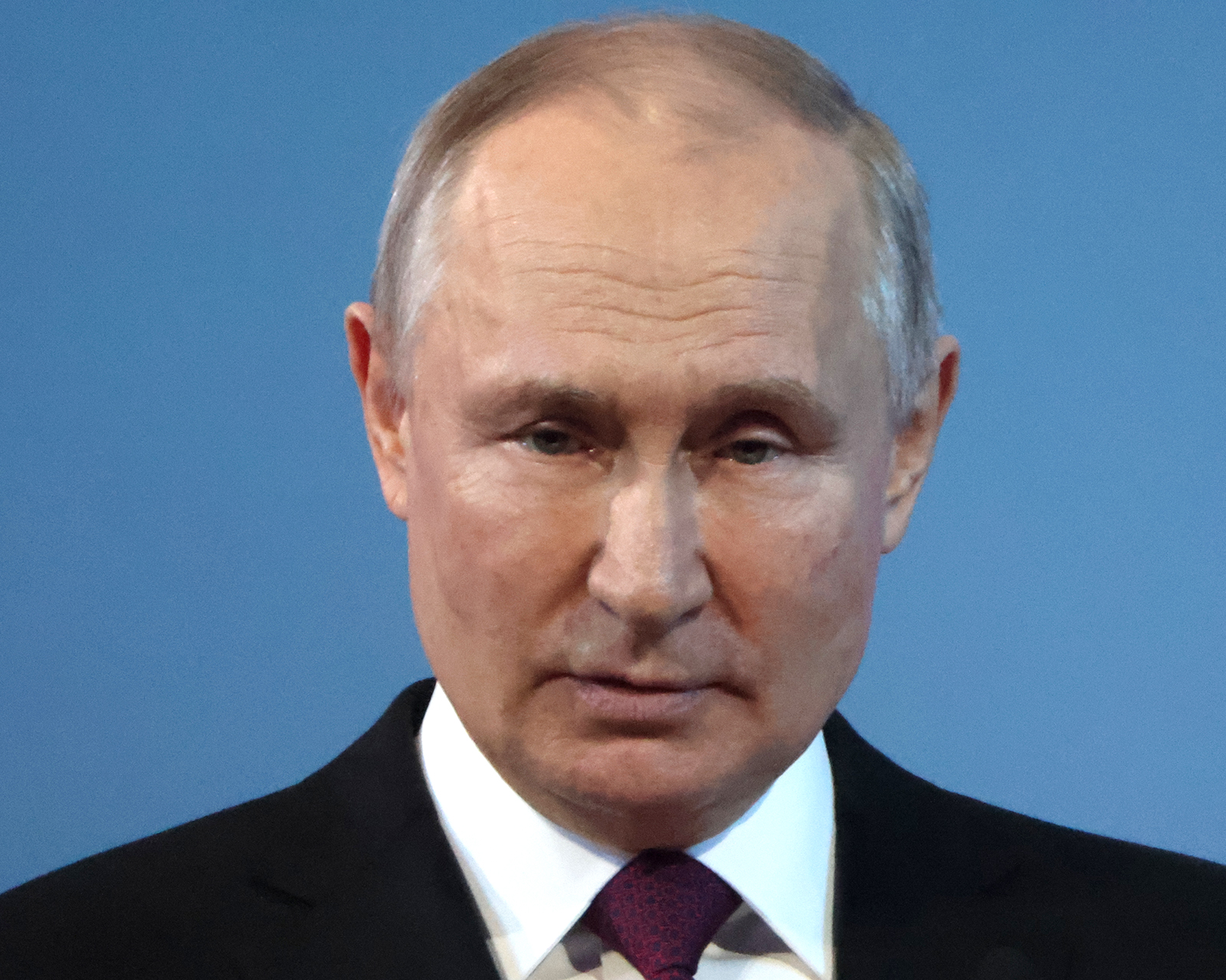 Putin signs decree on retaliatory measures on sanctions, state media says