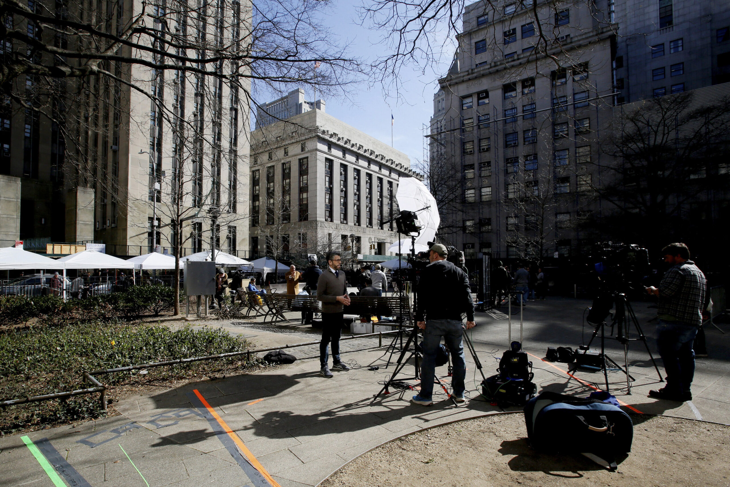 Manhattan district attorney’s “Meet Our Team” page removed from its website