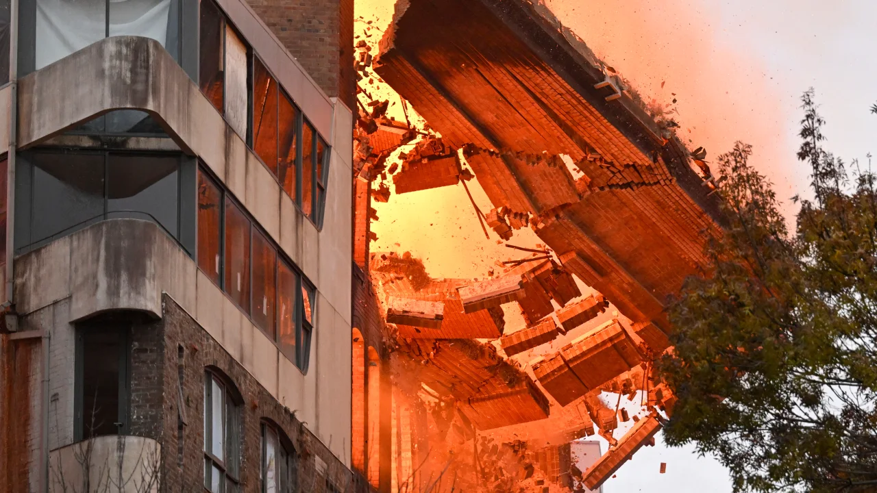 Teenagers ‘hand themselves in’ to police after Sydney blaze