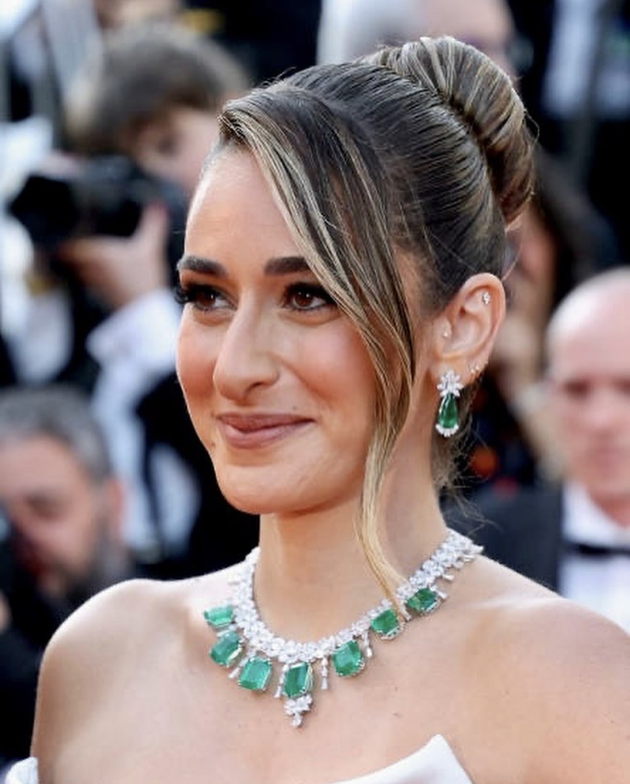 Amina Khalil shines on the red carpet at the Cannes Film Festival