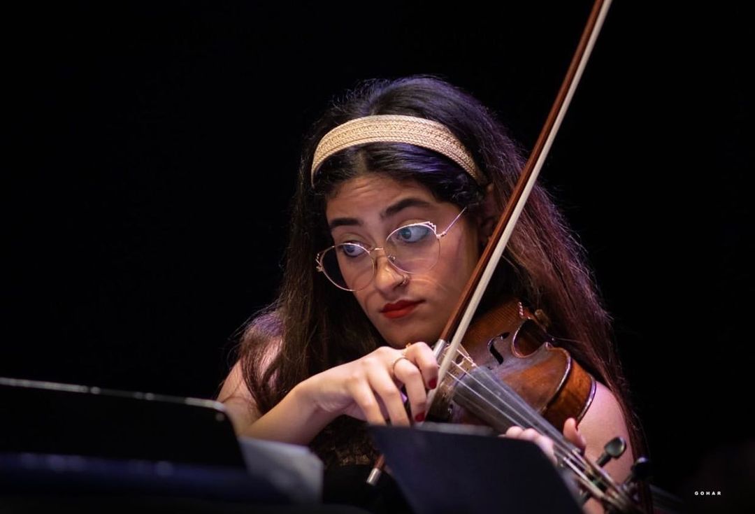 Orchestre de la Suisse Romande signs on Egyptian violinist Salma Sorour