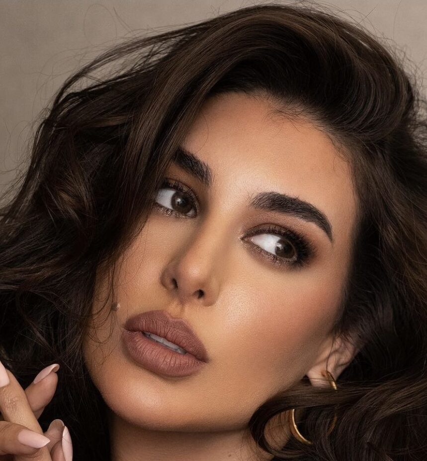 Yasmine Sabri starts filming 1st Egyptian female superhero movie