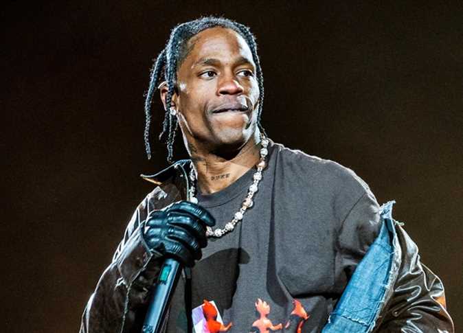 Video: Travis Scott throws party with fans at the pyramids