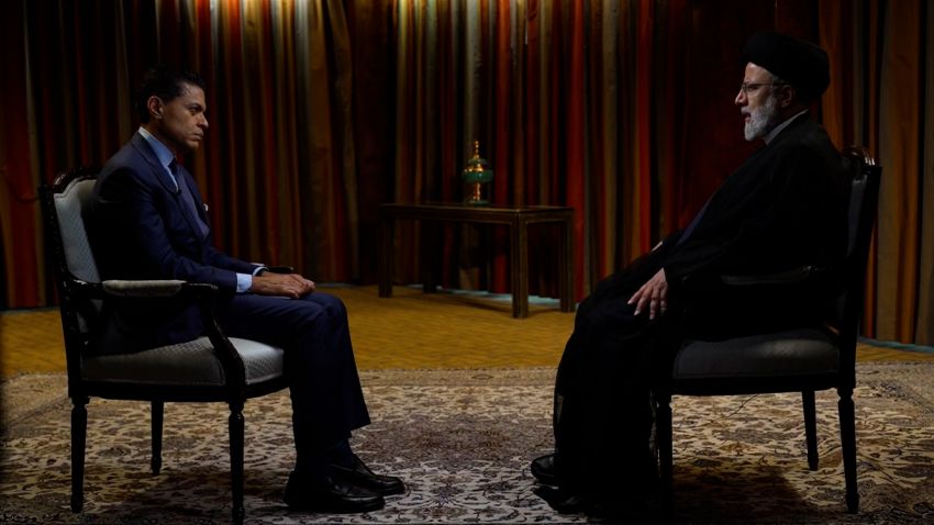 Armenia PM takes swipe at Russia as first civilians leave breakaway Nagorno-Karabakh