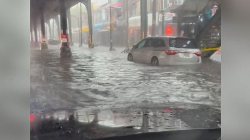 Record Rain In New York City Generates ‘life Threatening Flooding