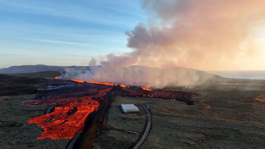 Bolly Buzz Raj Kundra Reportedly Paid Rs 25 Lakh To Avoid Arrest In   240114105845 03 Iceland Volcano Eruption 01 14 2024 Grindavik 