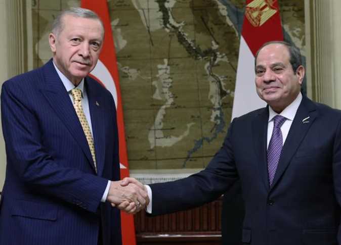 Sisi receives Erdogan at Cairo Airport in Turkish President’s first visit since 2012