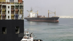 Alexandria Port receives Russian ship with 100K tons of grains - Egypt ...