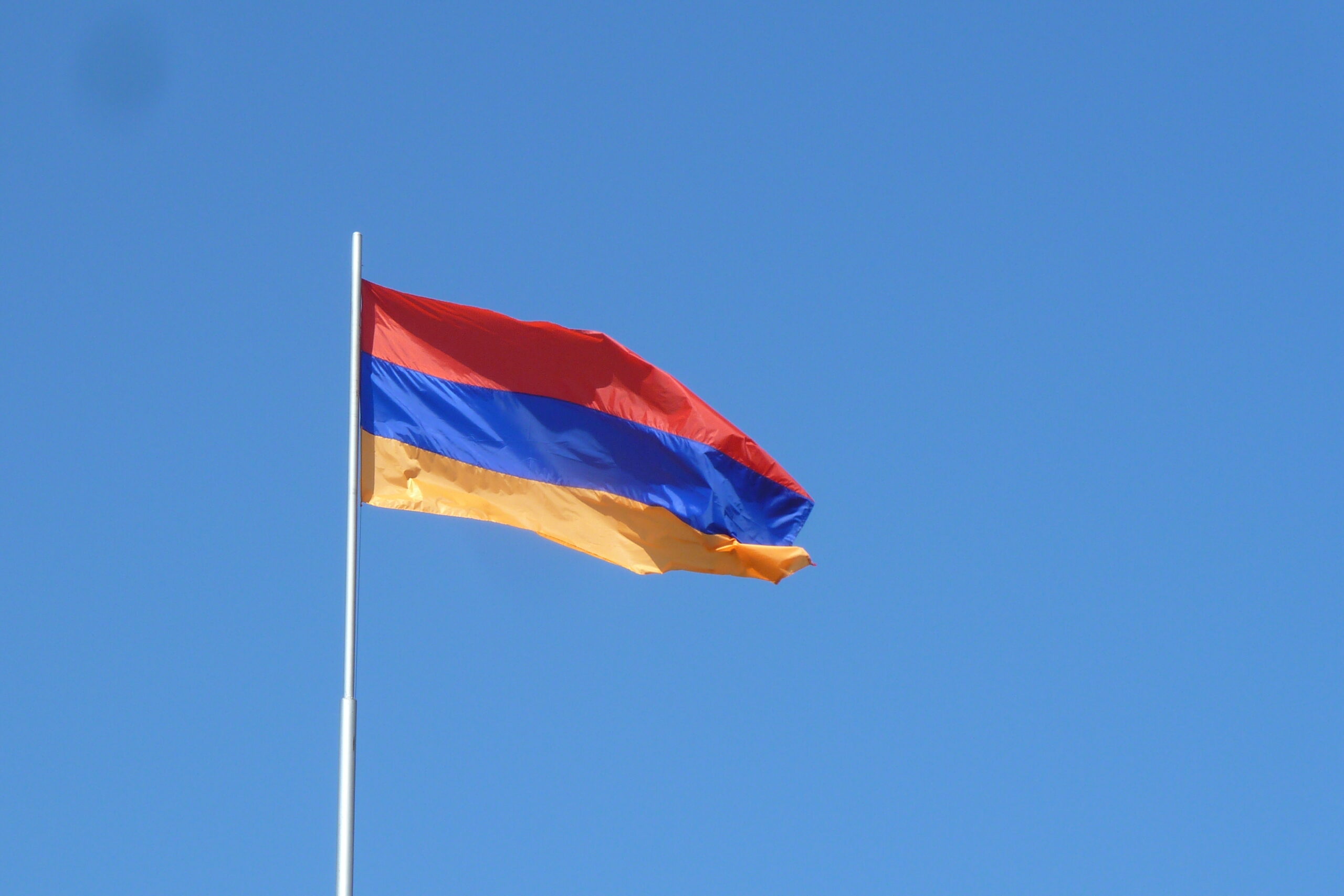 Egypt, Armenia mull ways to cement bilateral coop.