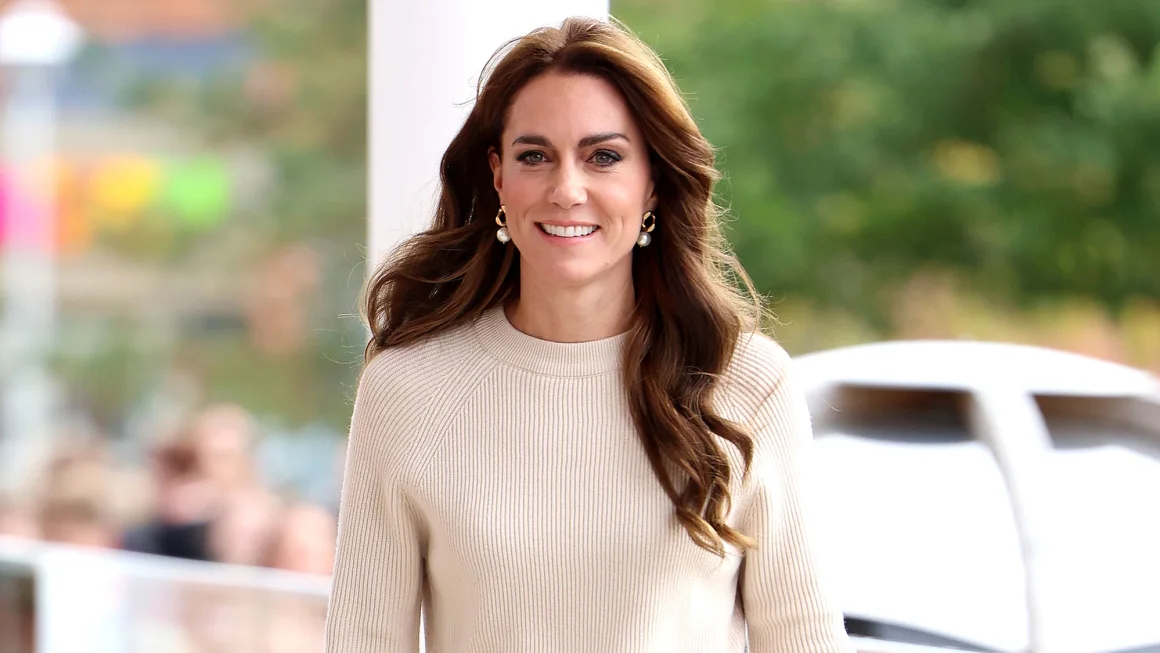 Kate goes back to work, days after cancer treatment update