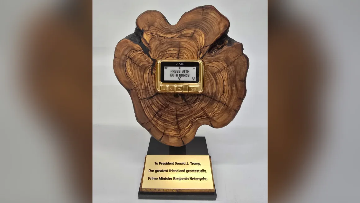 Netanyahu gifted Trump a golden pager during their meeting in Washington