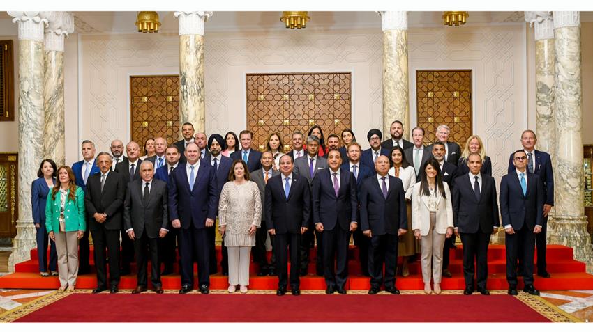 Sisi says Egypt is looking forward to establishing American industrial zone in Suez Canal