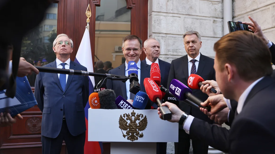 The Russia-Ukraine peace process is going exactly how Moscow wants it to: slowly