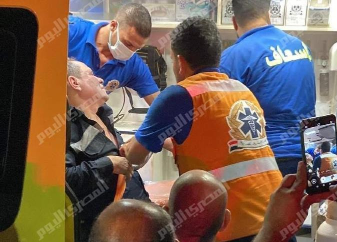 8 firefighters injured battling renewed Ramses Central fire