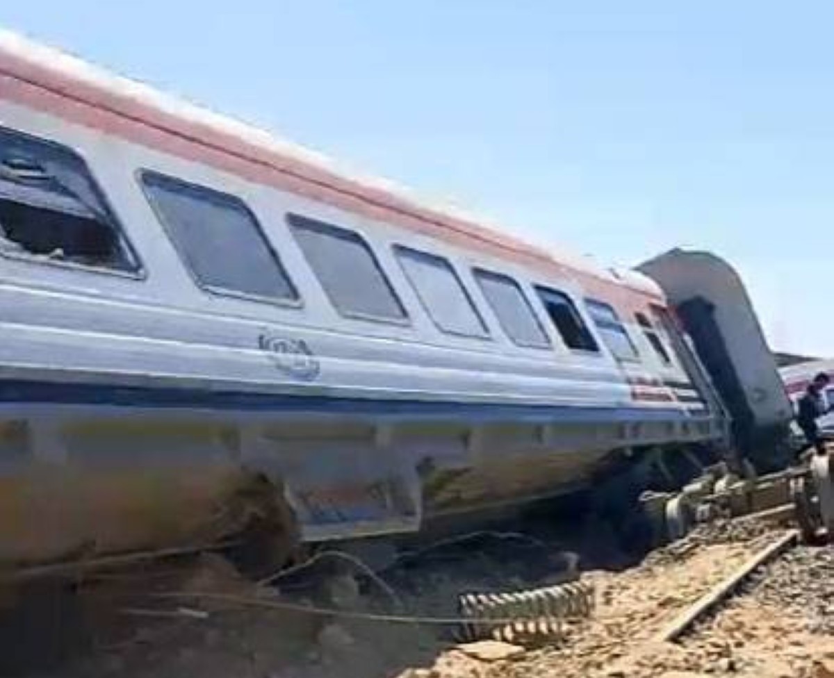Three killed, 103 injured in Matrouh train derailment