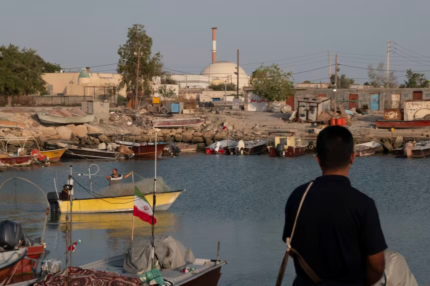 Iran faces reimposition of sanctions unless it negotiates on nuclear program