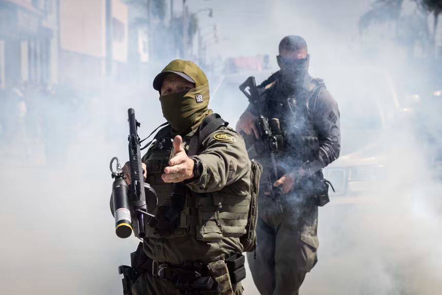 Appeals court keeps order blocking Trump administration from indiscriminate immigration sweeps