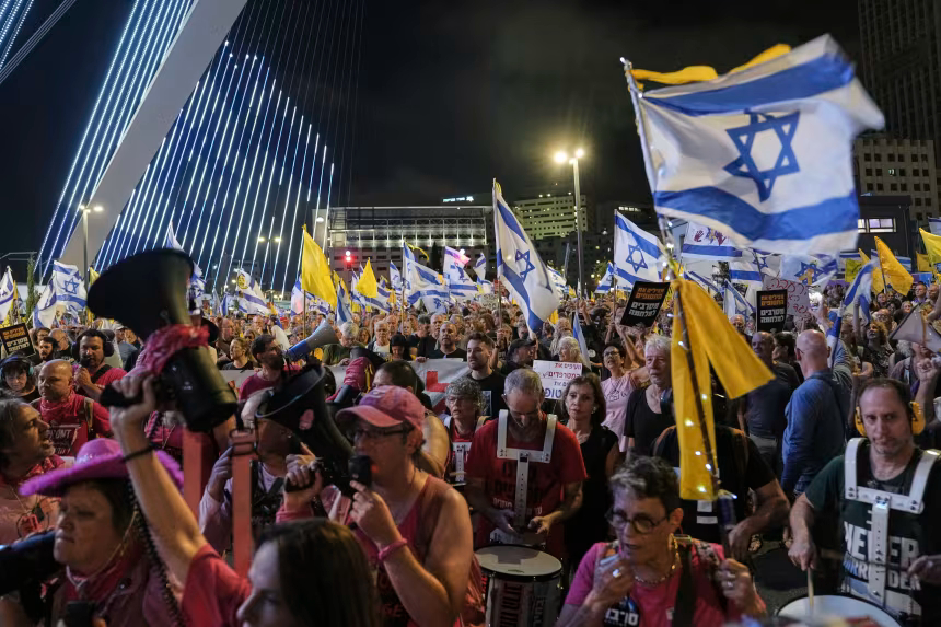 &lsquo;We are in critical minutes&rsquo;: Gaza City assault spurs widespread Israeli protests amid fear for hostages