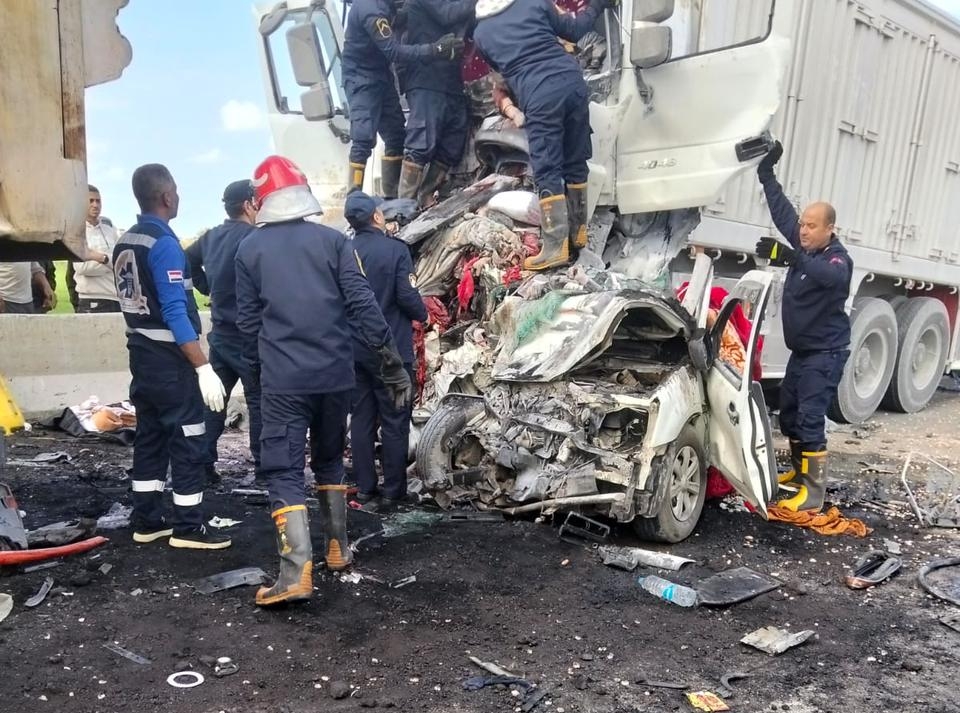 Egypt’s Labor Ministry allocates LE 3.6 million to families of 18 workers involved in traffic accident 