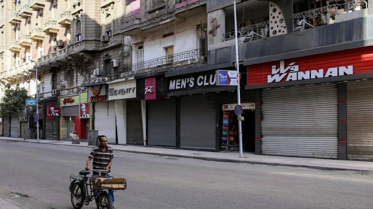 Government to ease Egypt’s early shop closing hours following Daylight Saving Time