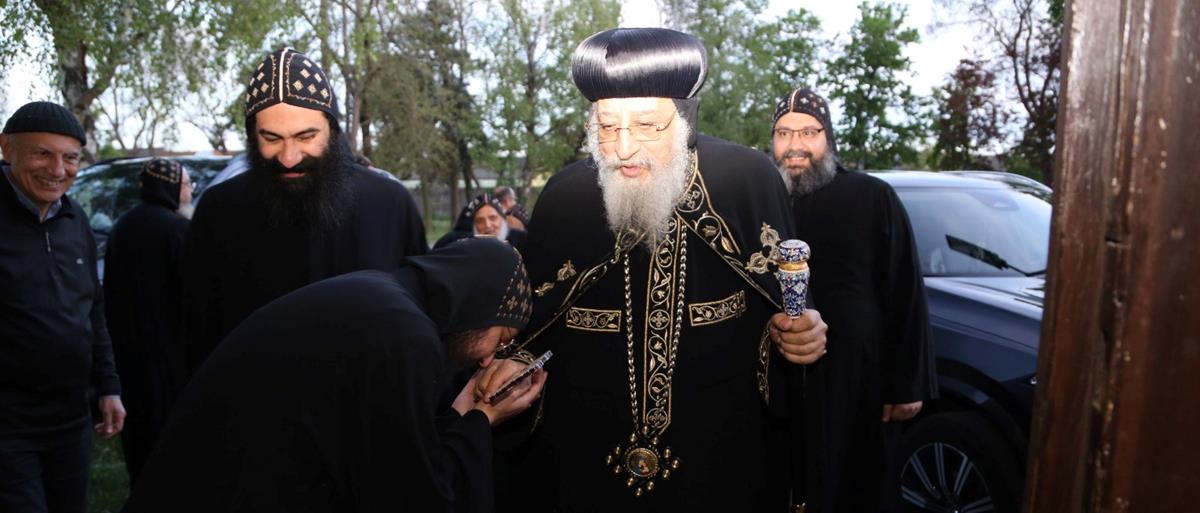 Pope Tawadros II arrives in Vienna on 2nd leg of European tour