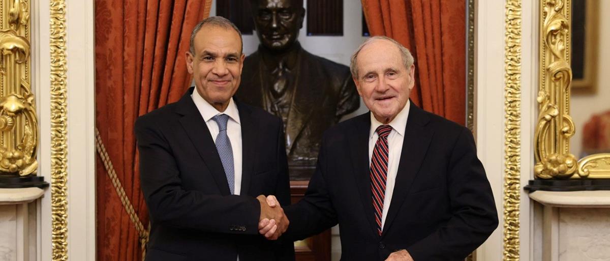FM reviews Egypt’s regional de-escalation efforts with US senator