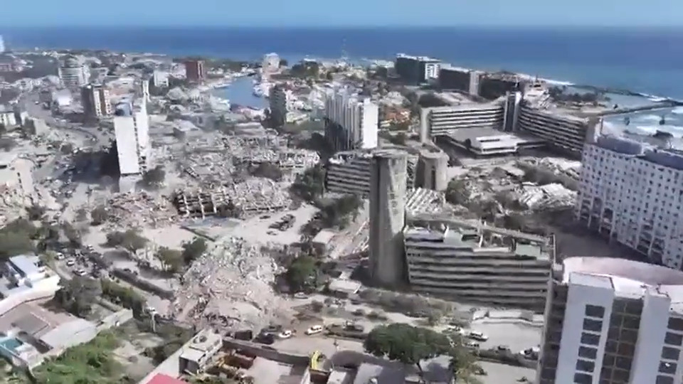 Venezuela quake death toll rises to 920, top lawmaker says