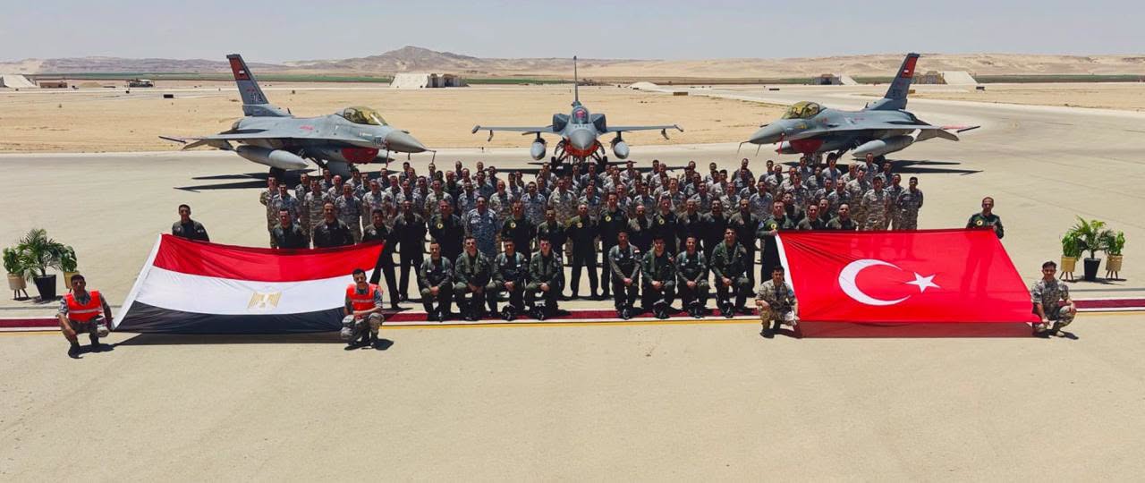 Video: Egyptian and Turkish fighter jets conduct joint exercises in Egyptian airspace