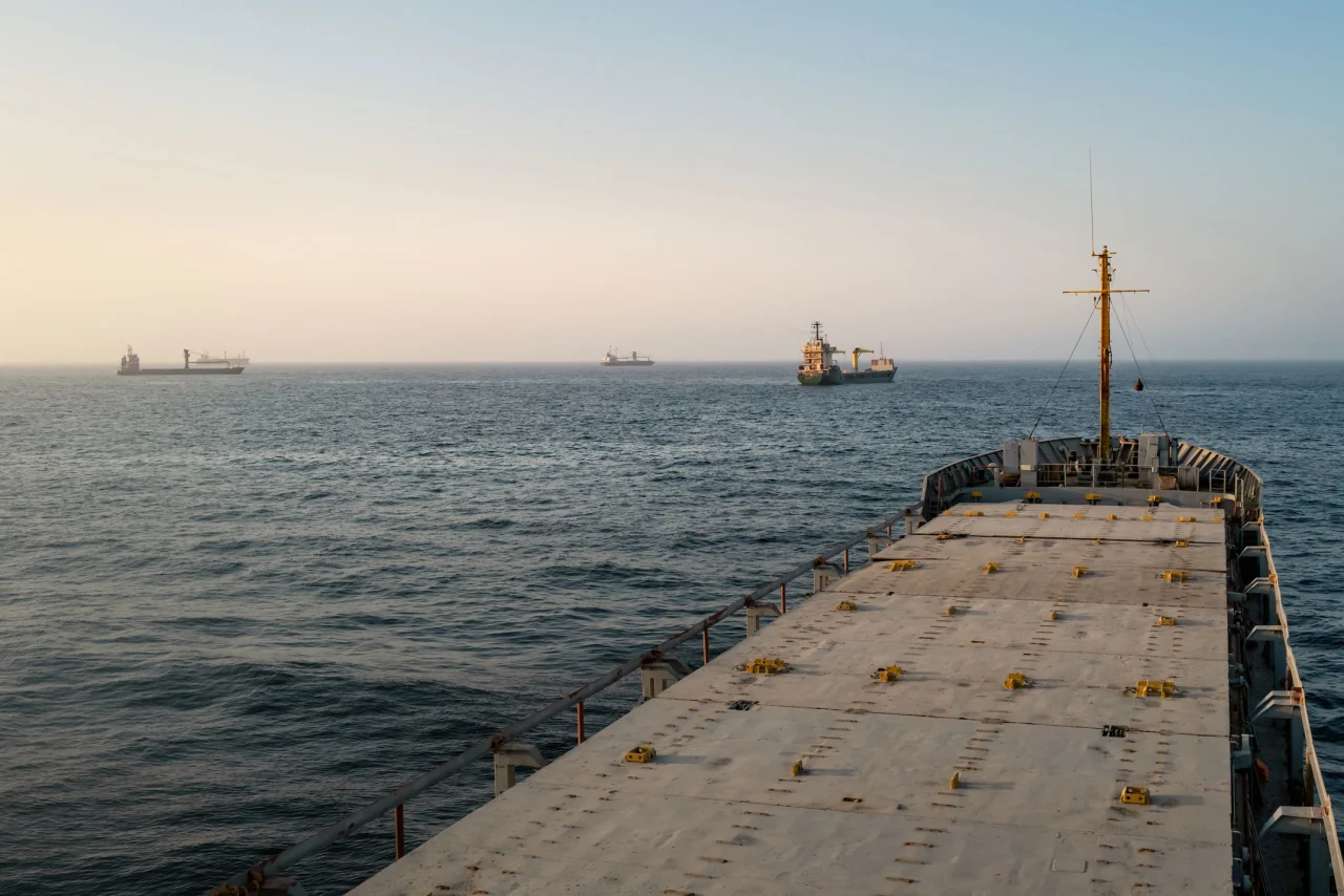 Oil futures rise on continued US-Iran hostilities