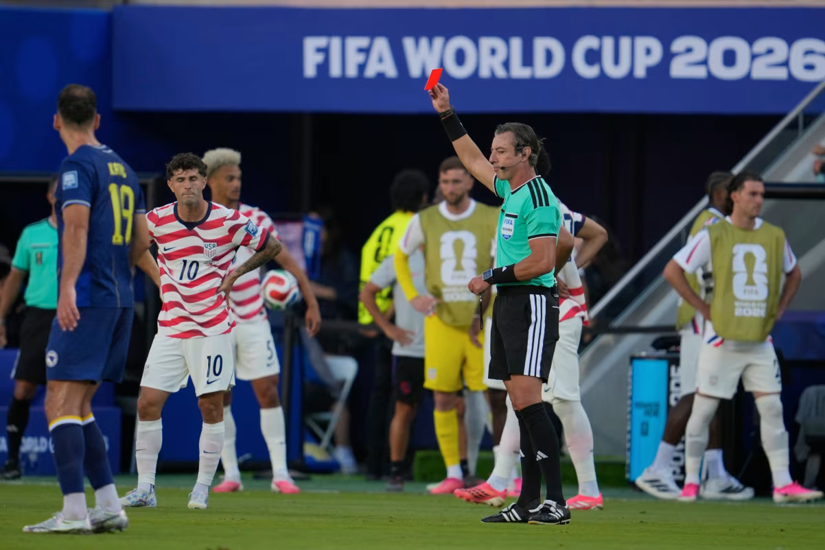 Trump’s red card call stirs political storm around World Cup Trump’s red card call stirs political storm around World Cup