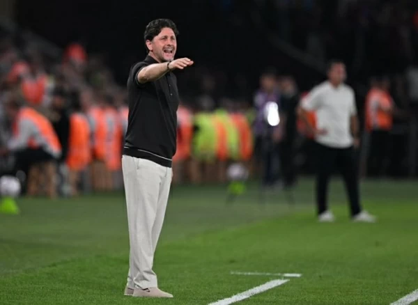 Trabzonspor head coach resigns following heavy European defeat Trabzonspor head coach resigns following heavy European defeat