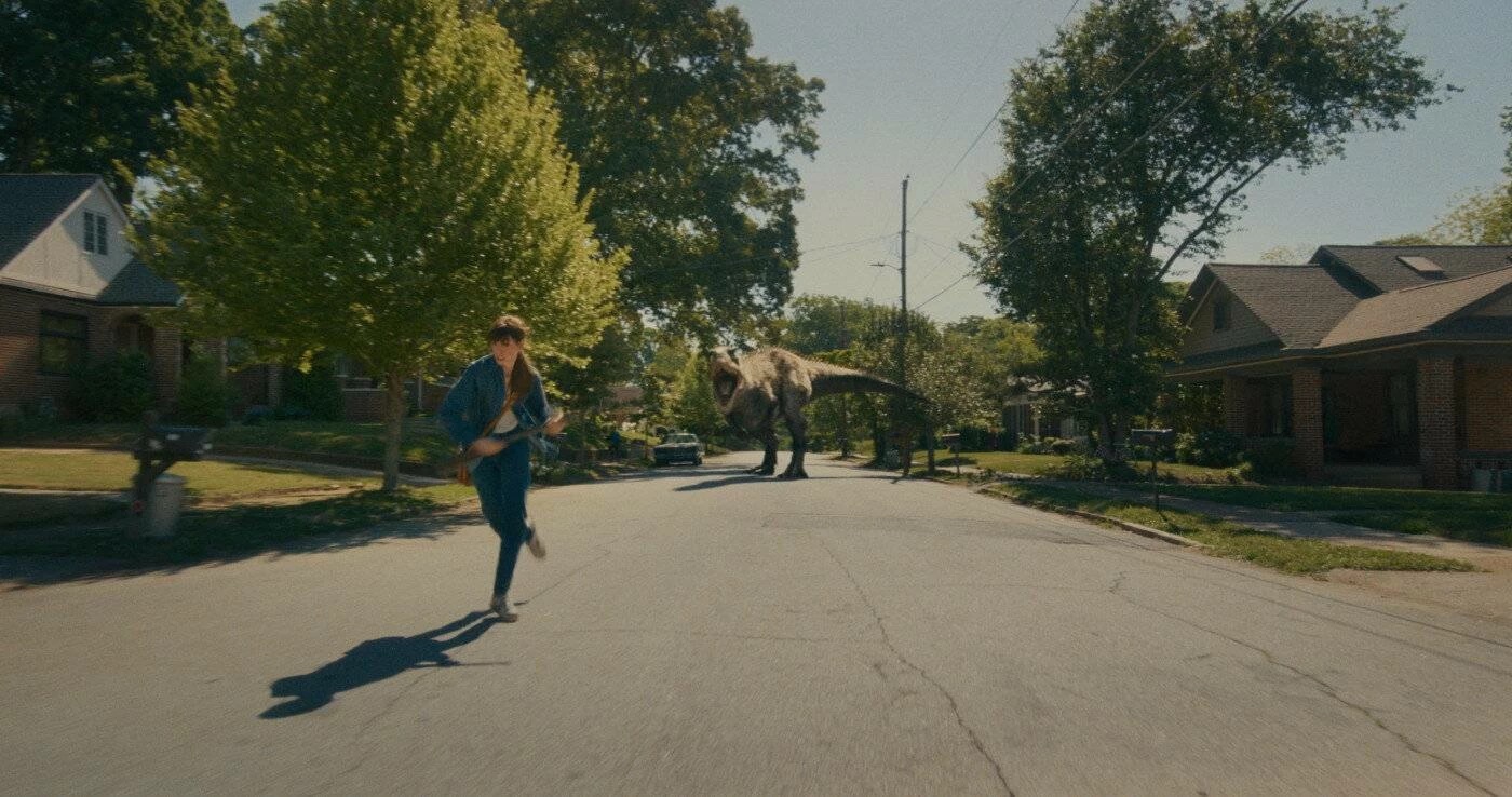 Sci-fi prehistoric thriller &lsquo;The End of Oak Street&rsquo; premieres in Egyptian cinemas
