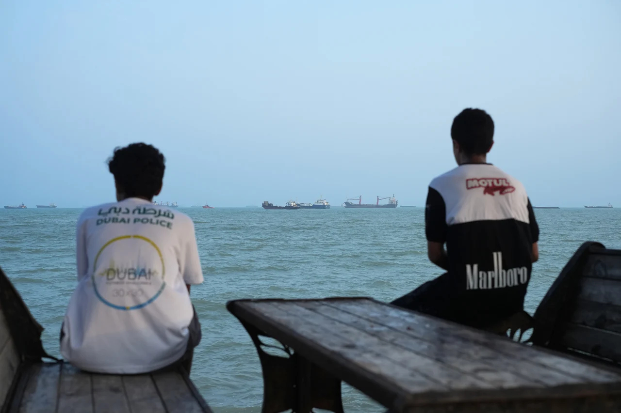 Ships violating Hormuz transit rules could be seized, Iran warns Ships violating Hormuz transit rules could be seized, Iran warns
