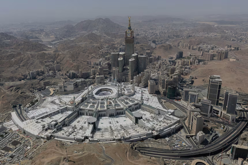 Saudi Arabia accuses Huthis of &lsquo;red line&rsquo; attack on Mecca as rebels face outrage from Muslim world
